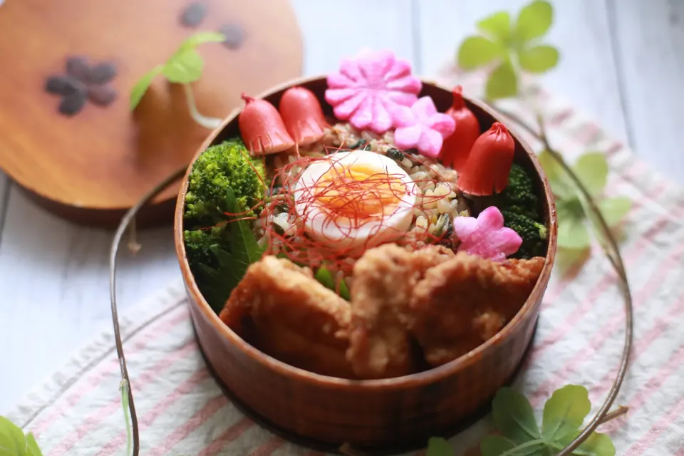 牛肉と小松菜のスタミナ混ぜご飯弁当|ゆいか＊さくママさん