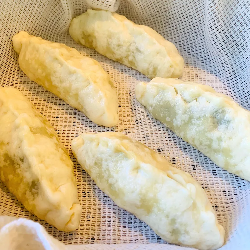 餃子ドック蒸しあがり〜🥟|いちごさん