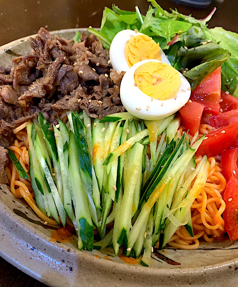 牛肉入り豪華ビビンククス大盛り4人前🌸비빔국수|しゅう❷さん