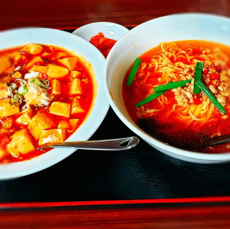 台湾料理 昇龍
ラ－メンセット¥800
台湾ラ－メン、麻婆飯、キムチ
ドリンクバーつきが嬉しい|yukaringoさん