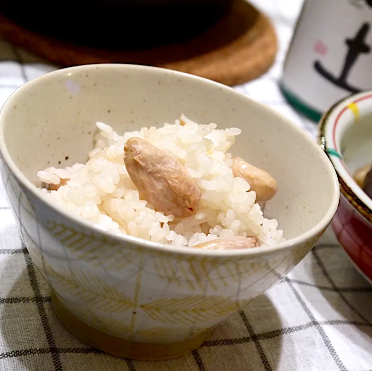 shikanoさんの料理 ガスコンで千葉産生落花生の炊き込みごはん 薄塩味|麻紀子さん