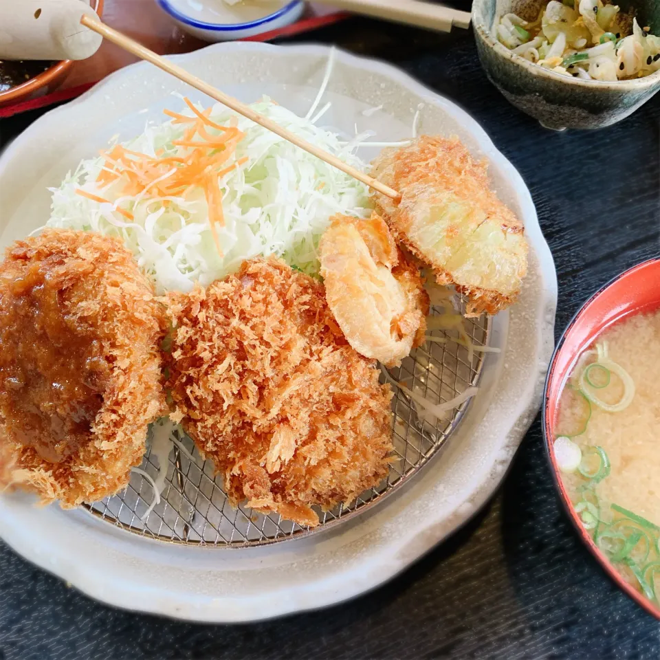 とんかつ定食|yukki☃さん
