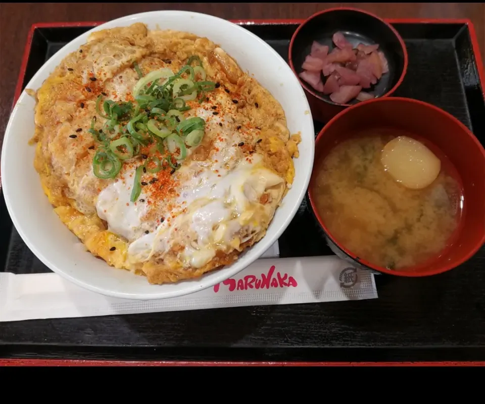 Snapdishの料理写真:カツ丼 580円★|Kojiさん