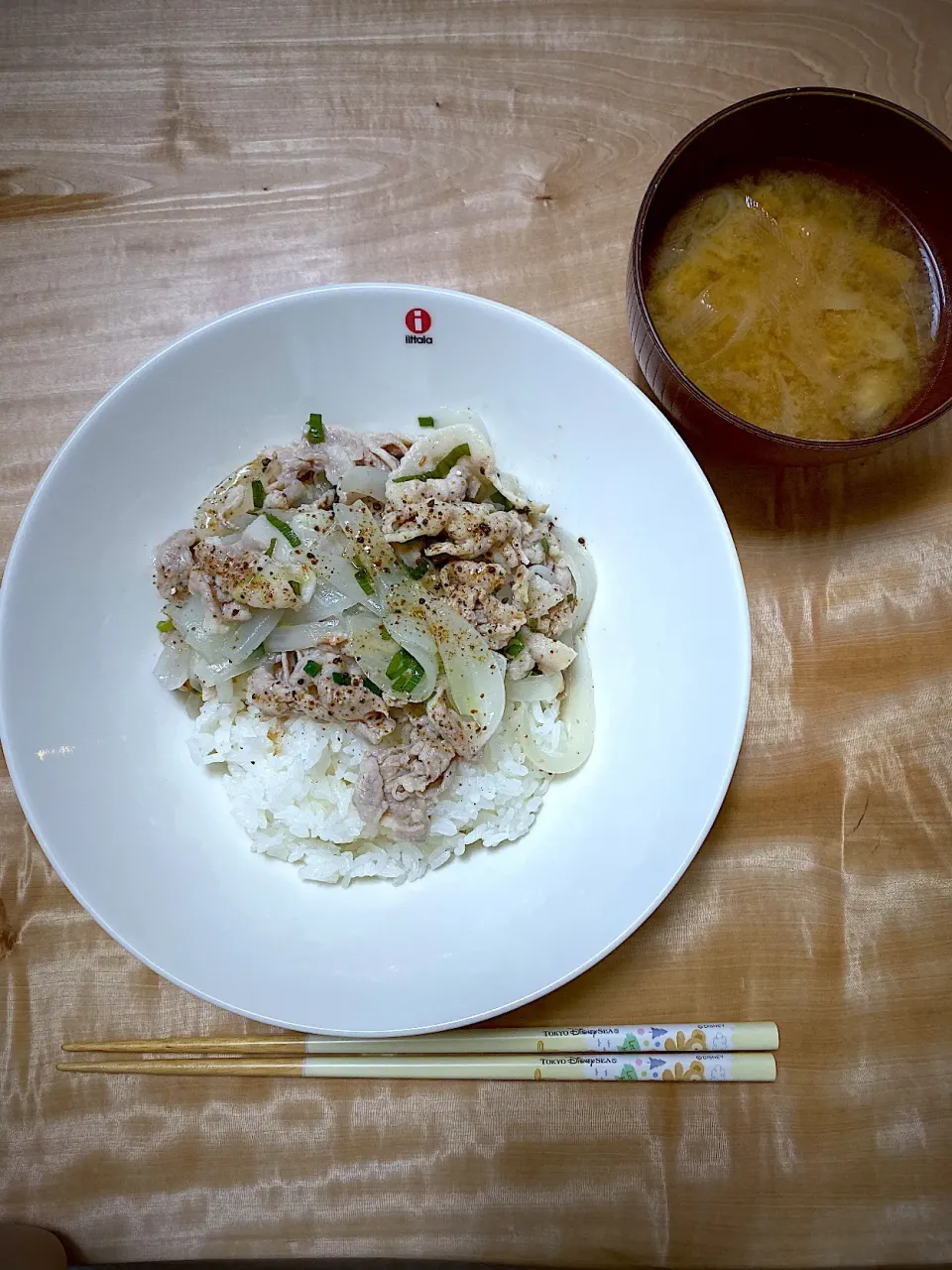 塩豚丼|チョビさん