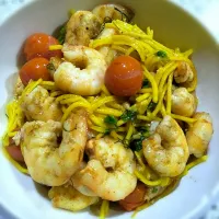 chilli herb prawn pasta. fresh pumpkin pasta|jenny nさん