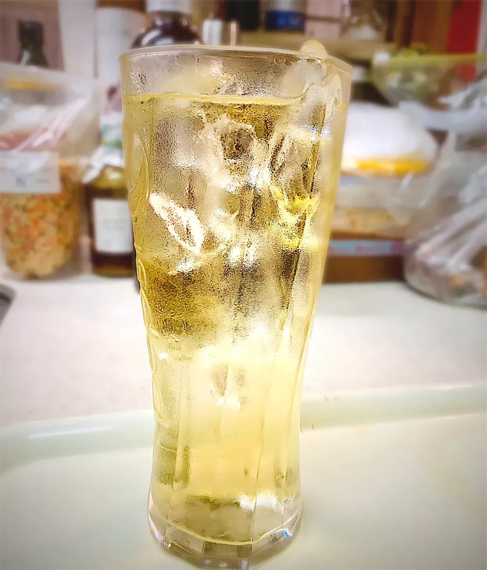 Snapdishの料理写真:湧き水で強炭酸水作ってハイボール…格別の美味しいさ💖|美味飯さん