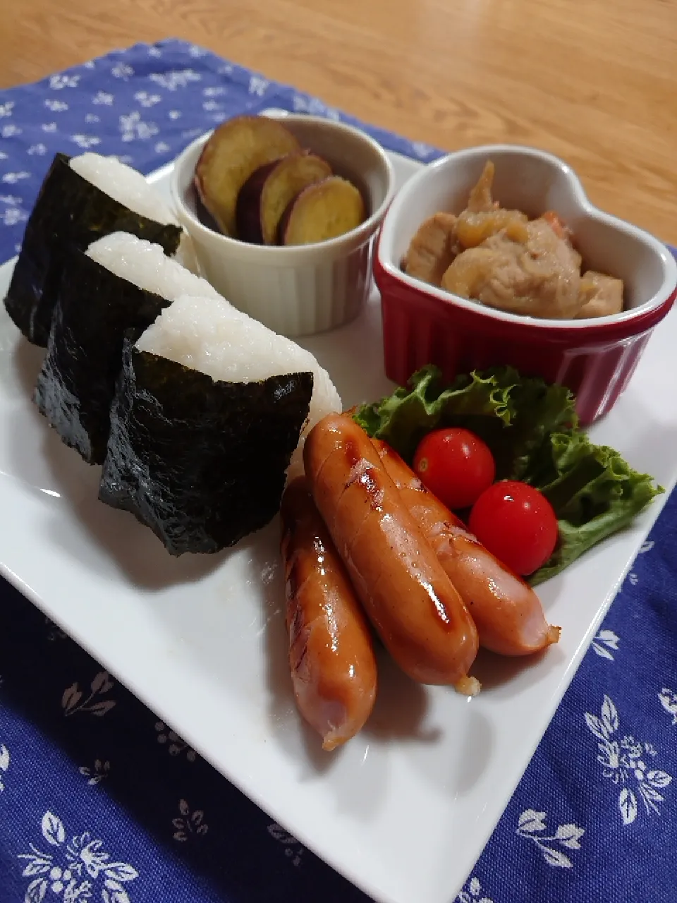 娘ちゃんお昼ご飯|ゆずうさぎさん