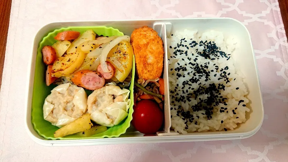 ジャーマンポテト❤️旦那さんお弁当🎵😊|かおるcitronさん