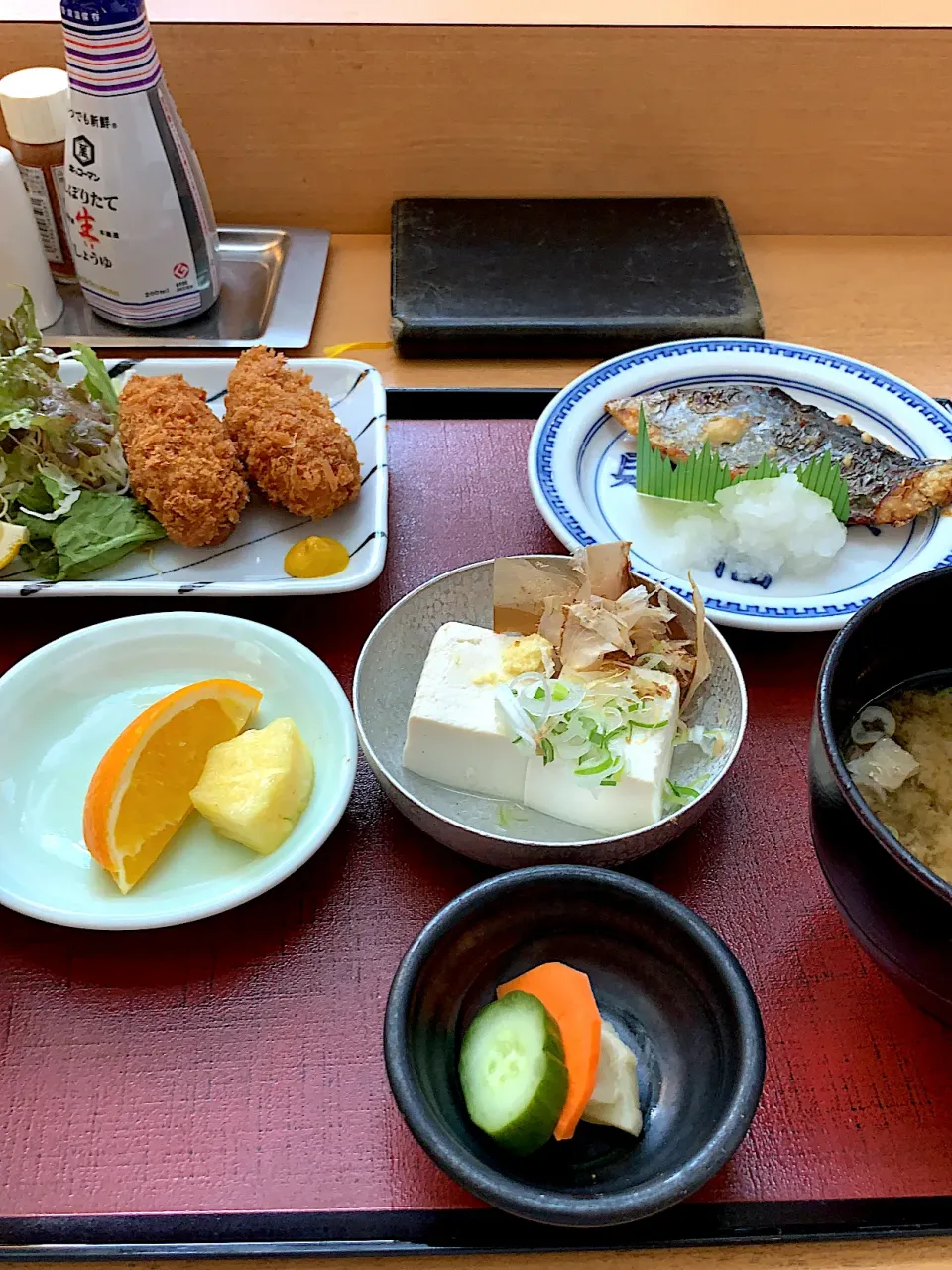 鰆味噌焼き/広島産カキフライ/冷奴/味噌汁|山内博之さん