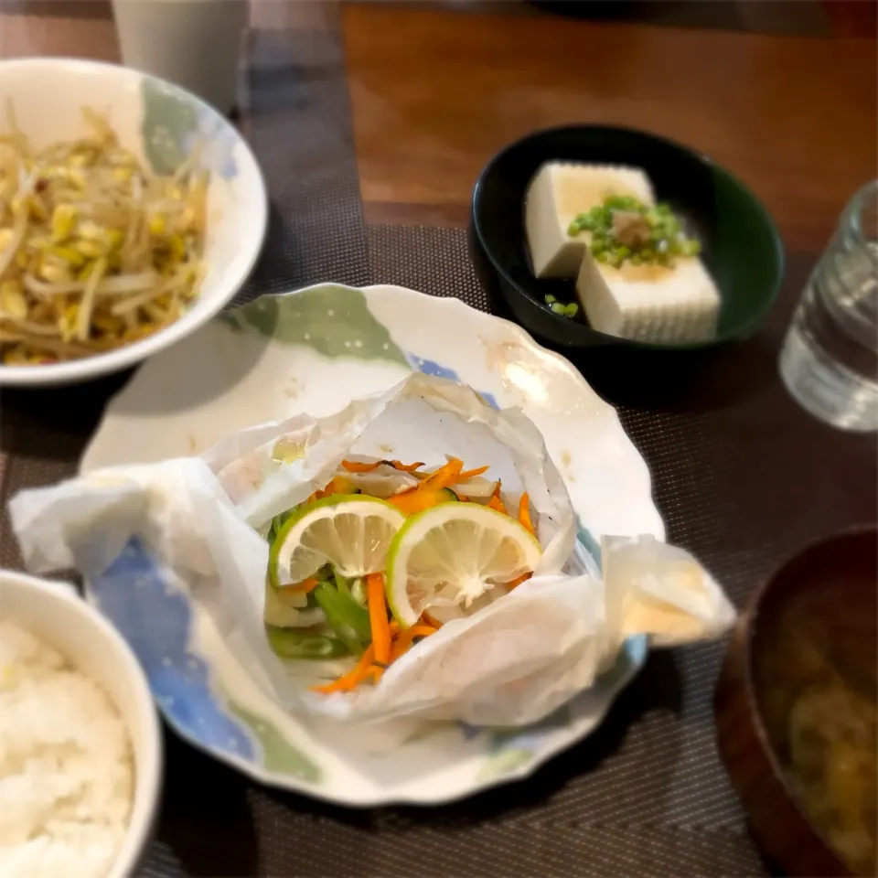 秋鮭の包み焼き|𝕋𝕒𝕓𝕖𝕋𝕒𝕓𝕚長谷川葉子さん