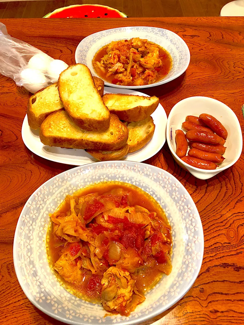 Snapdishの料理写真:トマトとキャベツのチキンシチュー😋|すかラインさん