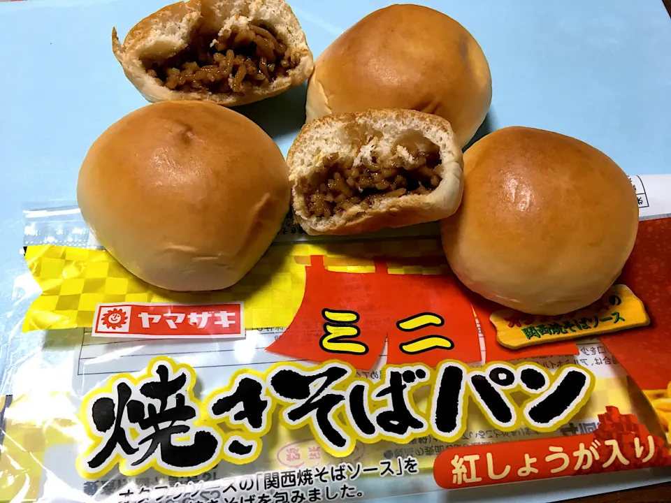 ミニ焼きそばパン|はっちぃさん