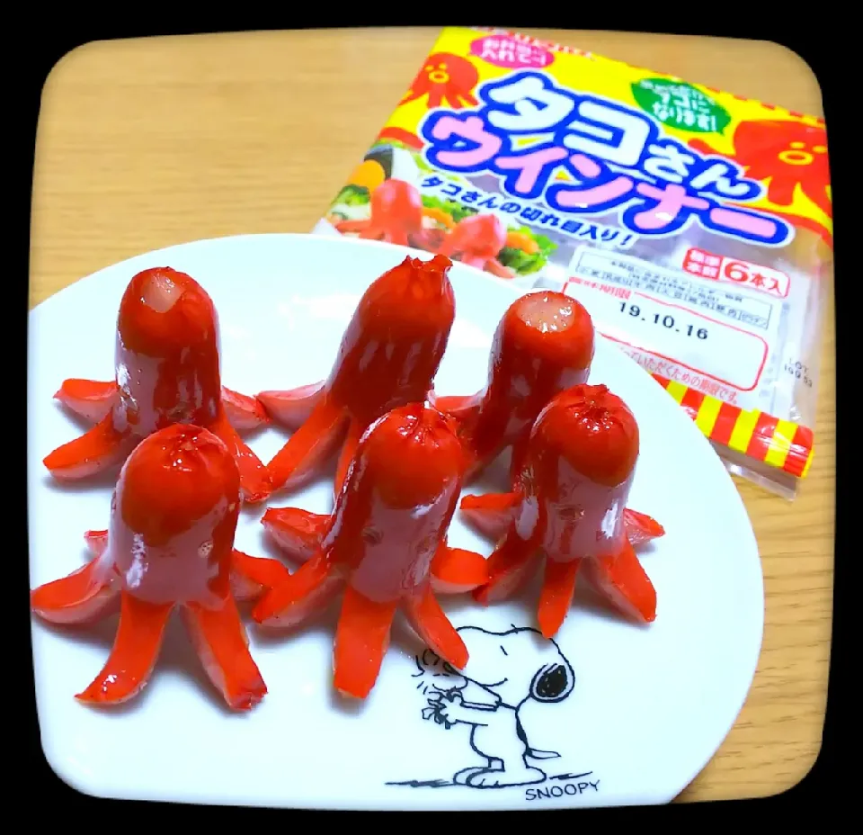 🐙タコさんウインナー🐙
なんと！タコさんの切れ目入り✨|ひとみんΨ(*´∀｀)Ψさん