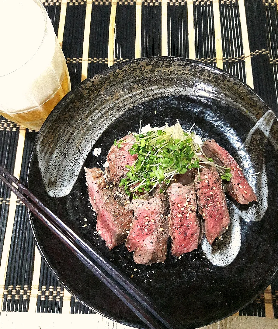 ステーキ丼|ナオミさん