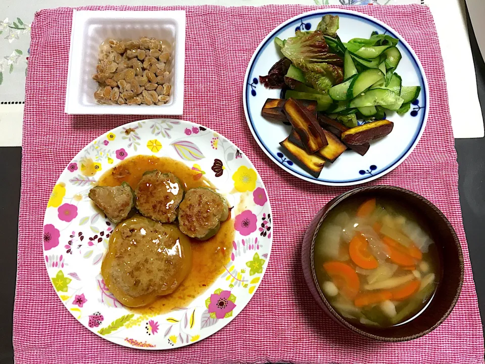 ピーマンとパプリカの肉詰めのご飯|みよさん