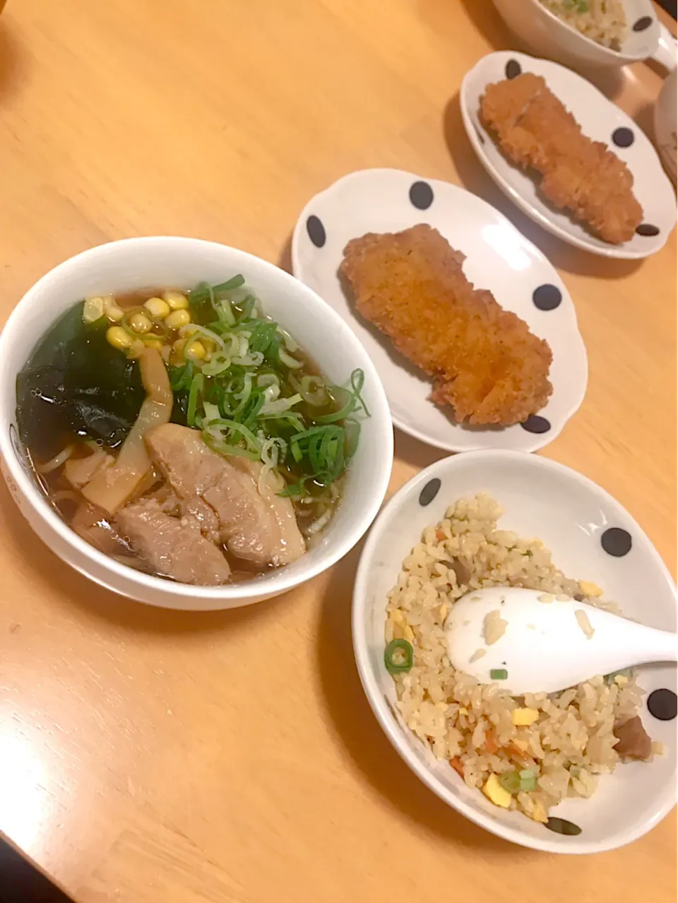 Snapdishの料理写真:醤油ラーメンチャーハン|れいさん