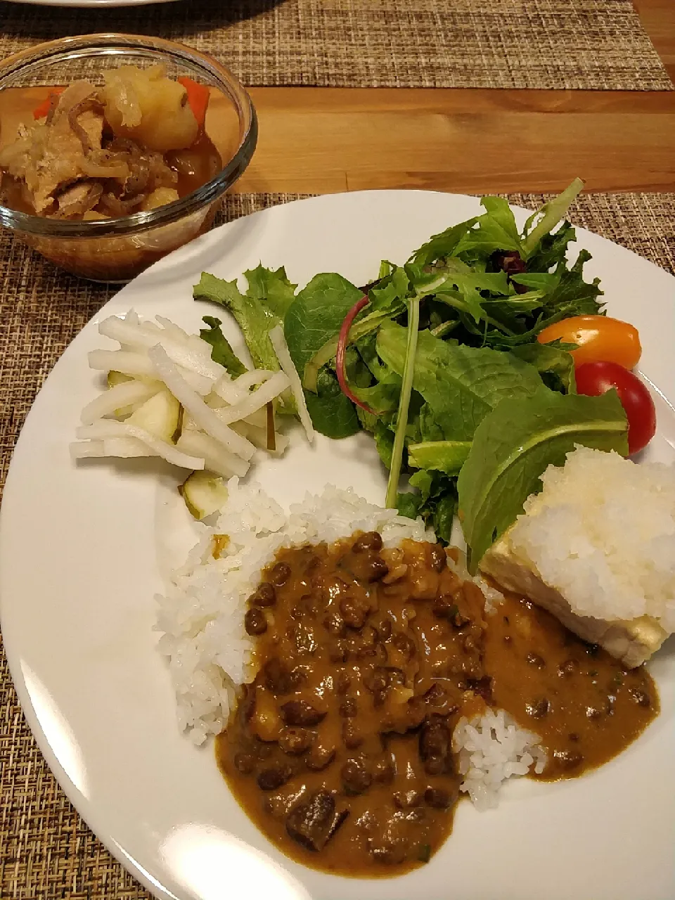 カレーと肉じゃがプレート|Ankoさん