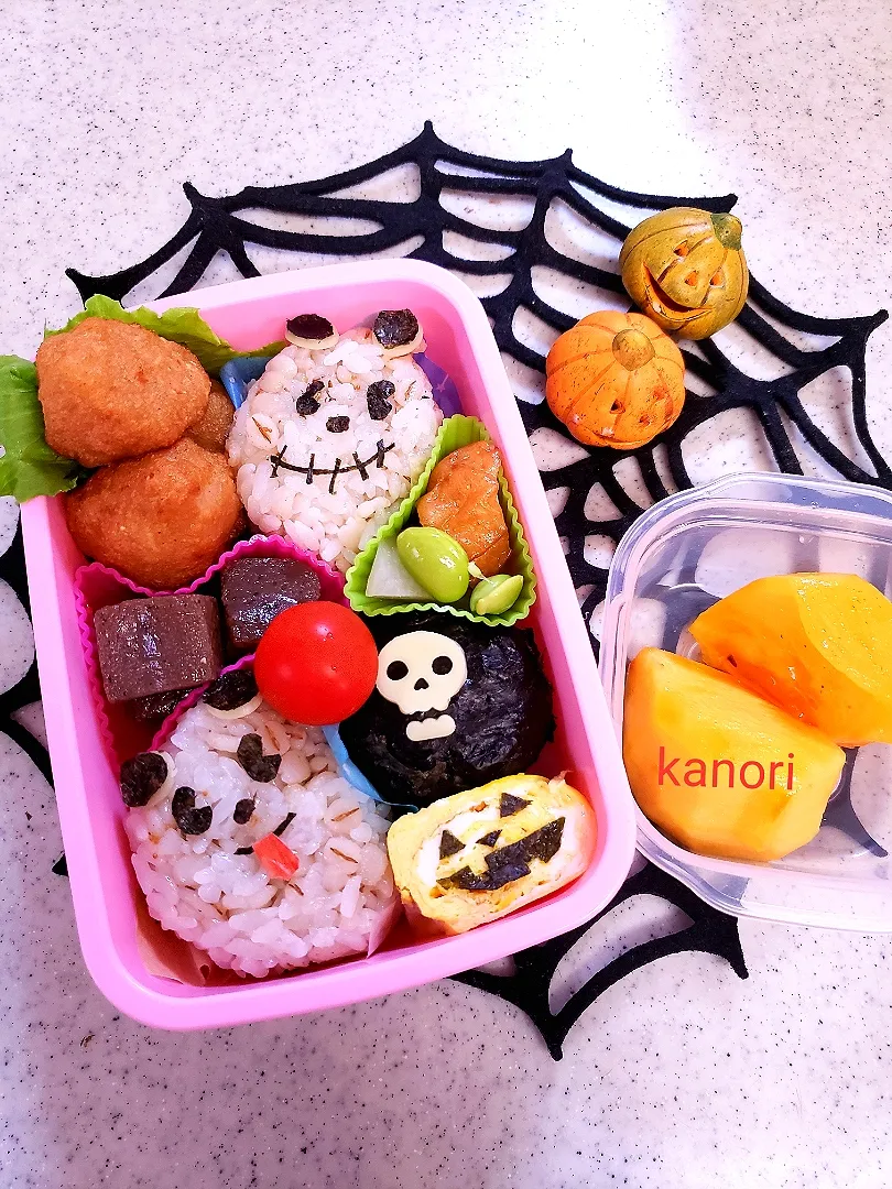 幼稚園弁当～ハロウィン🎃ミッキー|かのりさん