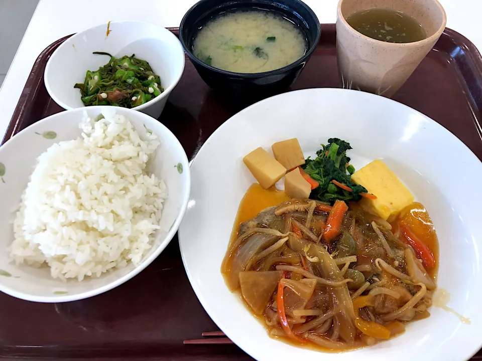 Snapdishの料理写真:カレイの唐揚げ 野菜あんかけ|T. Wonderさん