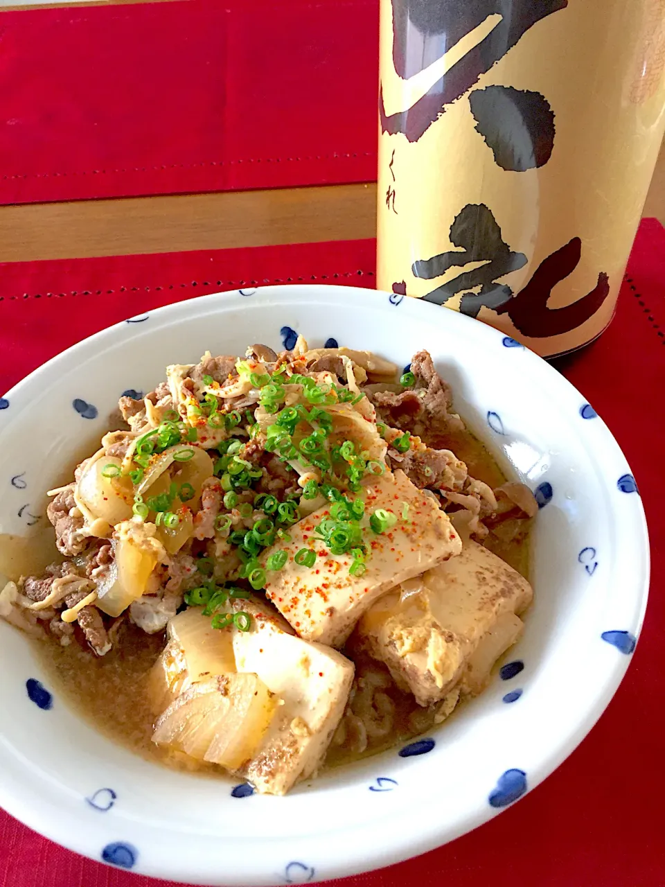 Snapdishの料理写真:なんちゃってすき焼き風卵とじ🍀|おかちさん