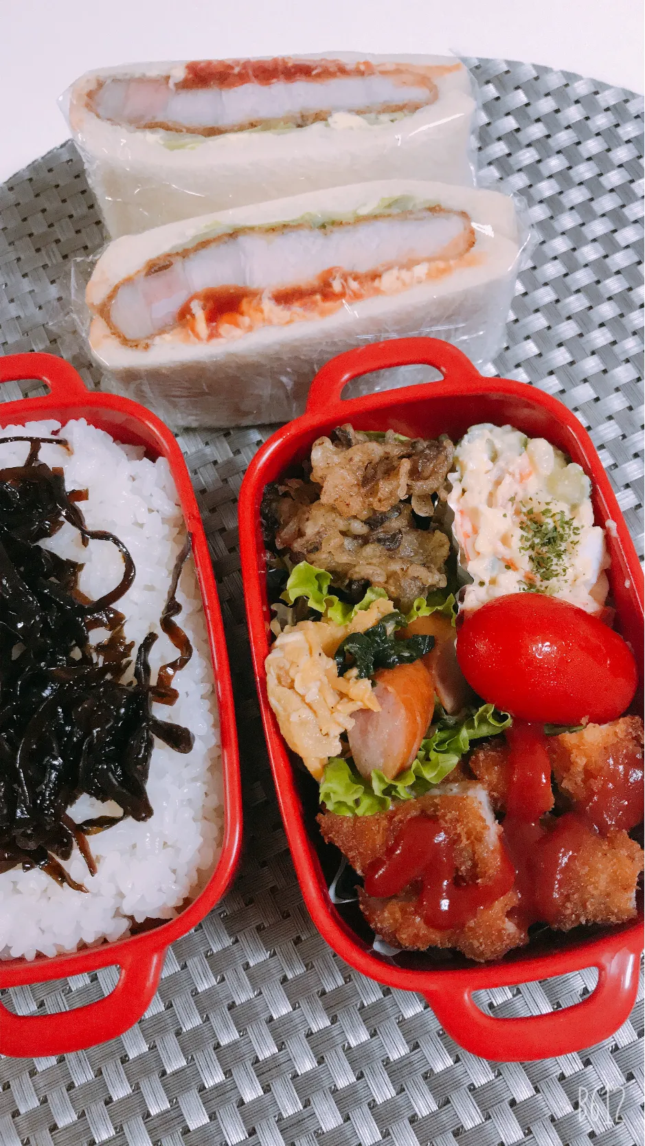 今日の愛妻弁当🍱😍朝ごはんのカツサンド😋|ゆきさん