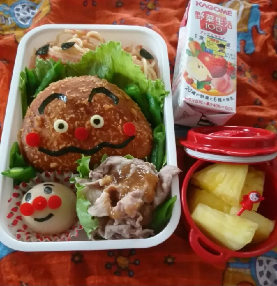 Snapdishの料理写真:カレーパンマンお弁当♪|* Yuri *さん