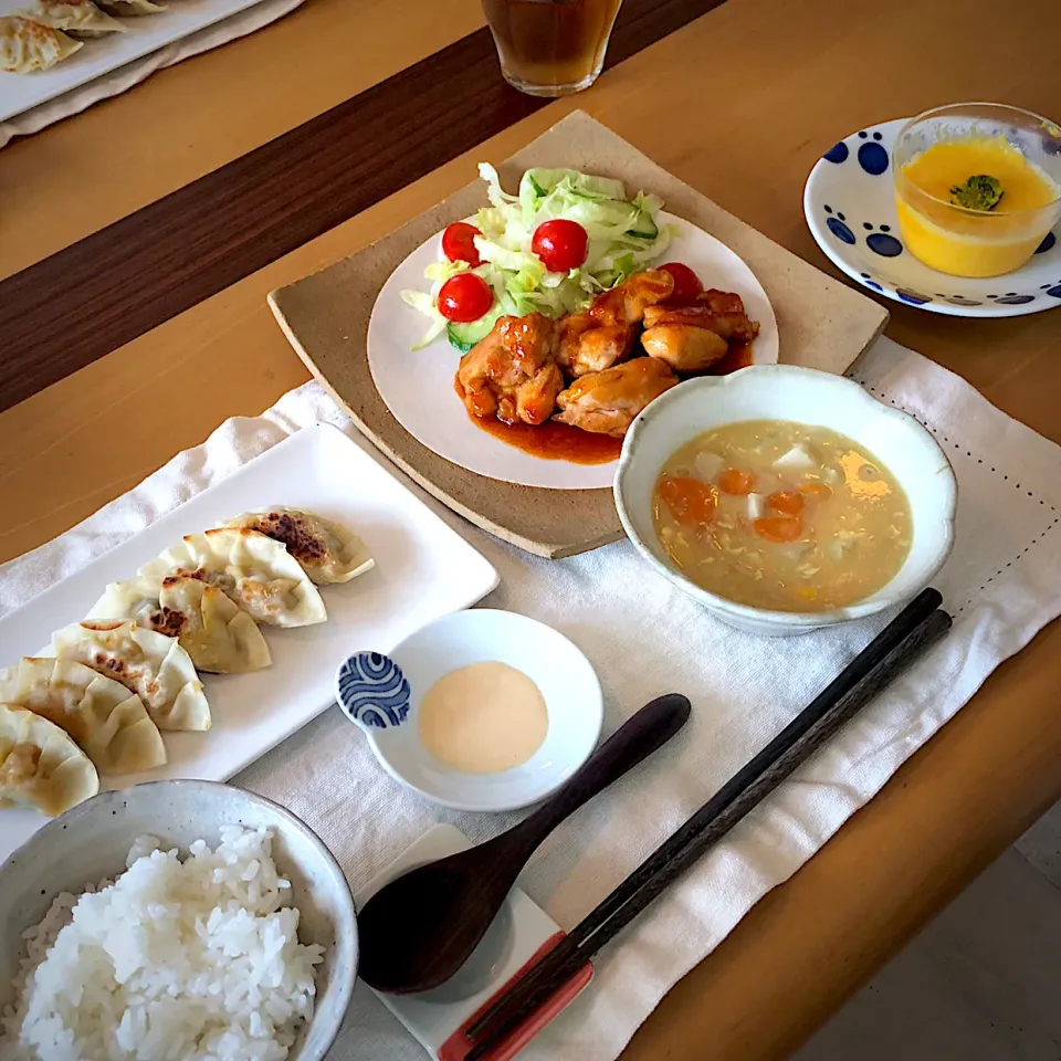 ヤムニョムチキンと里芋とコーンのスープとカボチャとチーズのハサミ焼きとカボチャプリン|hinomizさん