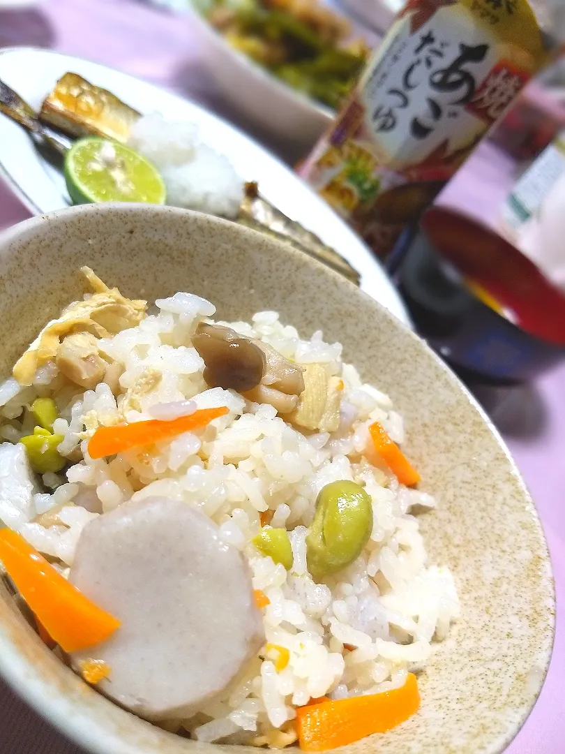 頂いた焼あごだしつゆで炊き込みご飯♡|ta'kさん