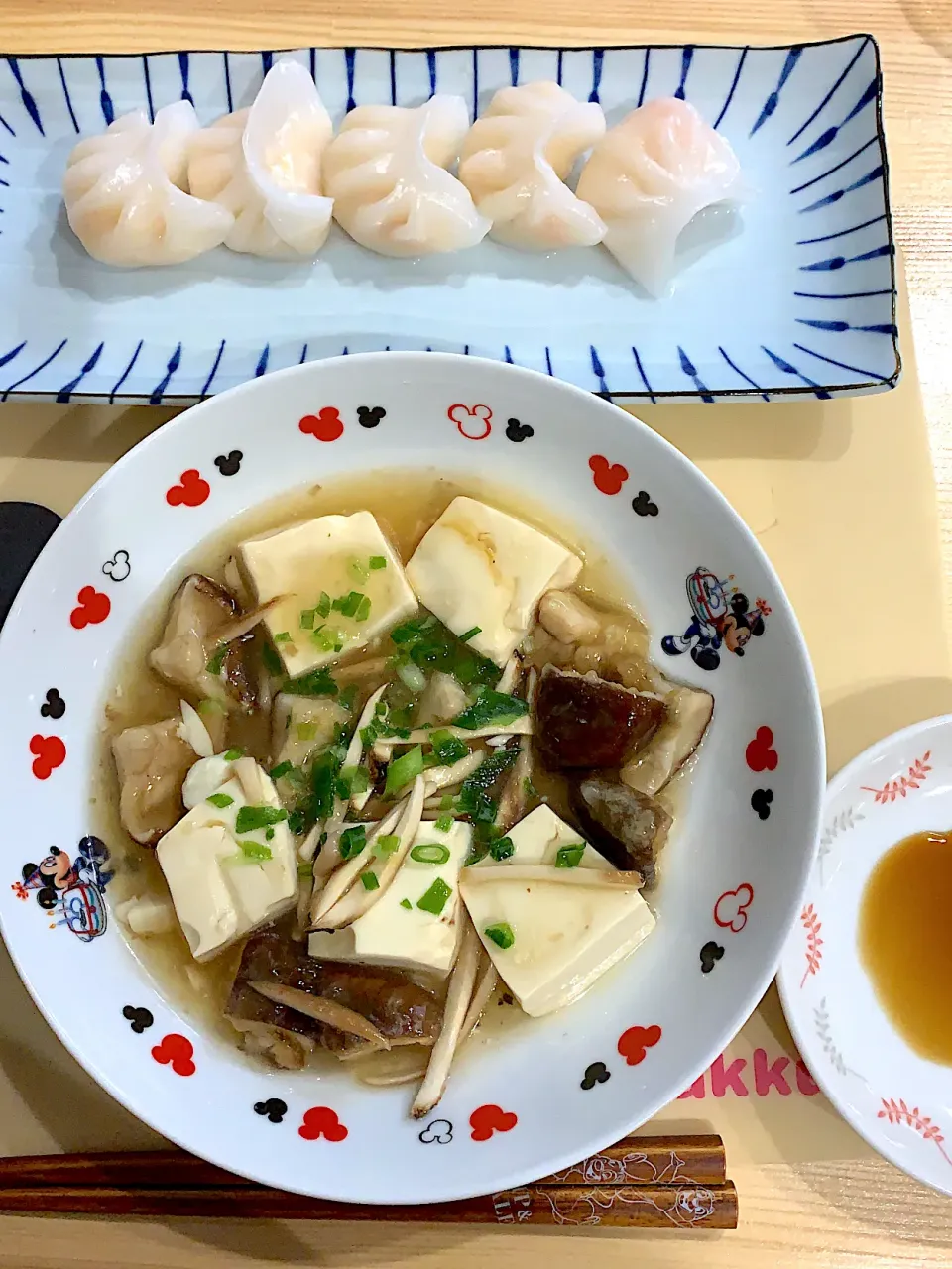 ・しいたけと豆腐のオイスター煮込み     ・海老餃子|ぺろたんさん