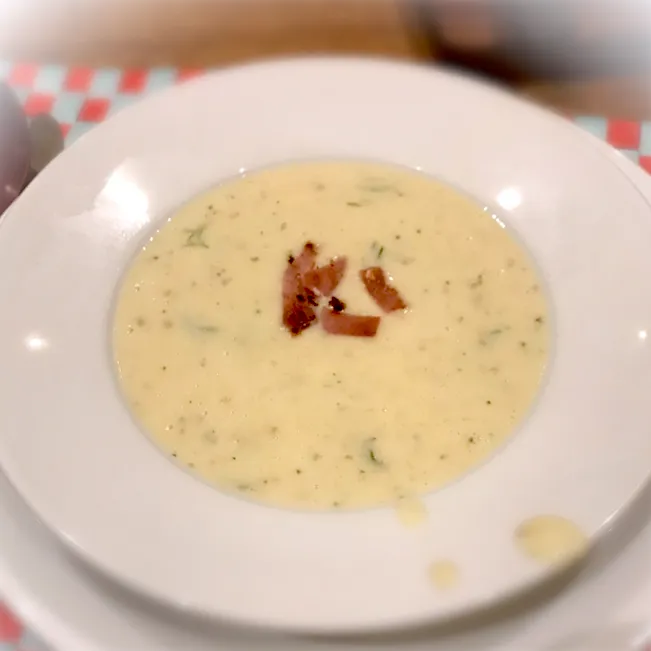 ニャーオさんの料理 ポンチキヤさんの「ピクルスのスープ」🇵🇱|YOさん