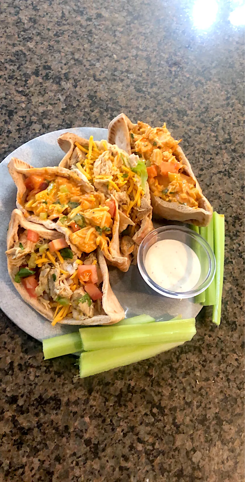 Buffalo & Caesar Chicken Pita’s|Tawanjaさん