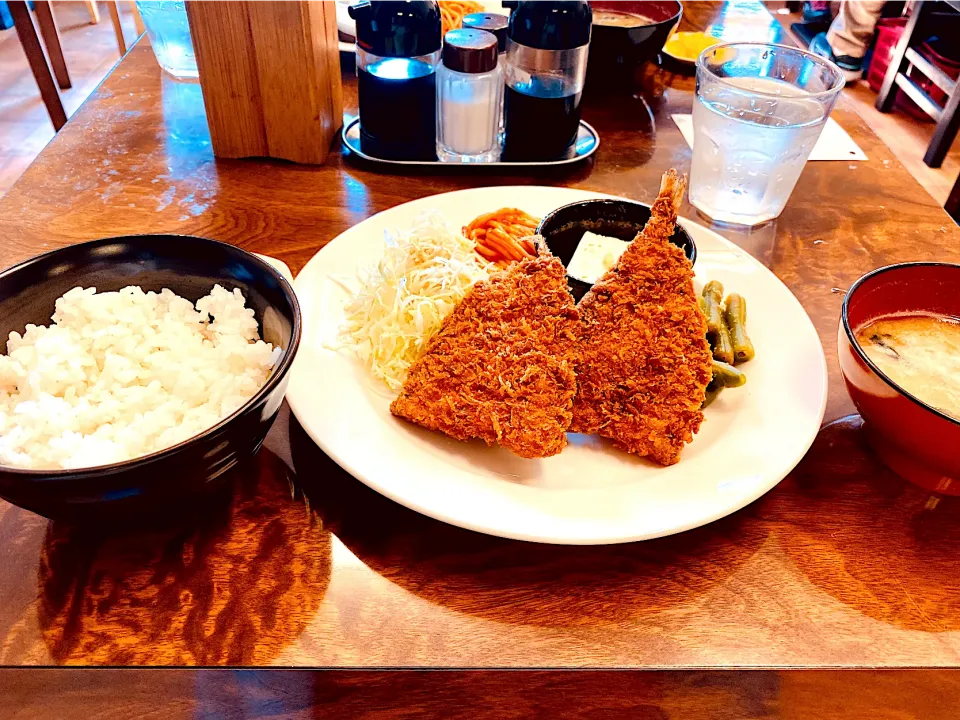 サービスランチ　アジフライ|原田さん