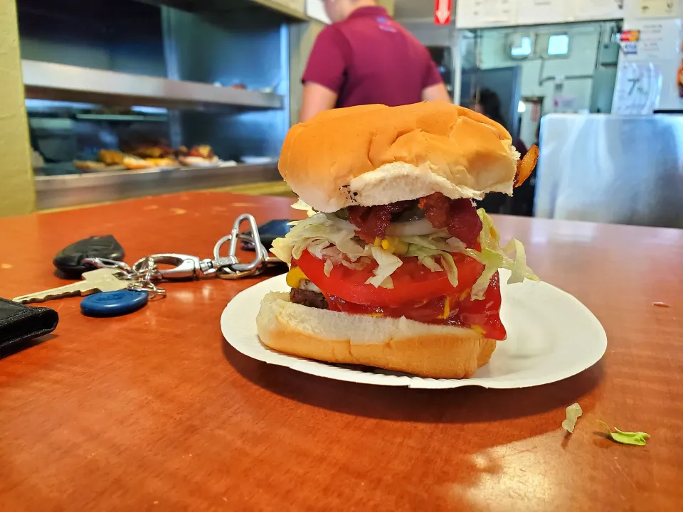 Bacon Swiss Cheese Burger|Frank Ortizさん