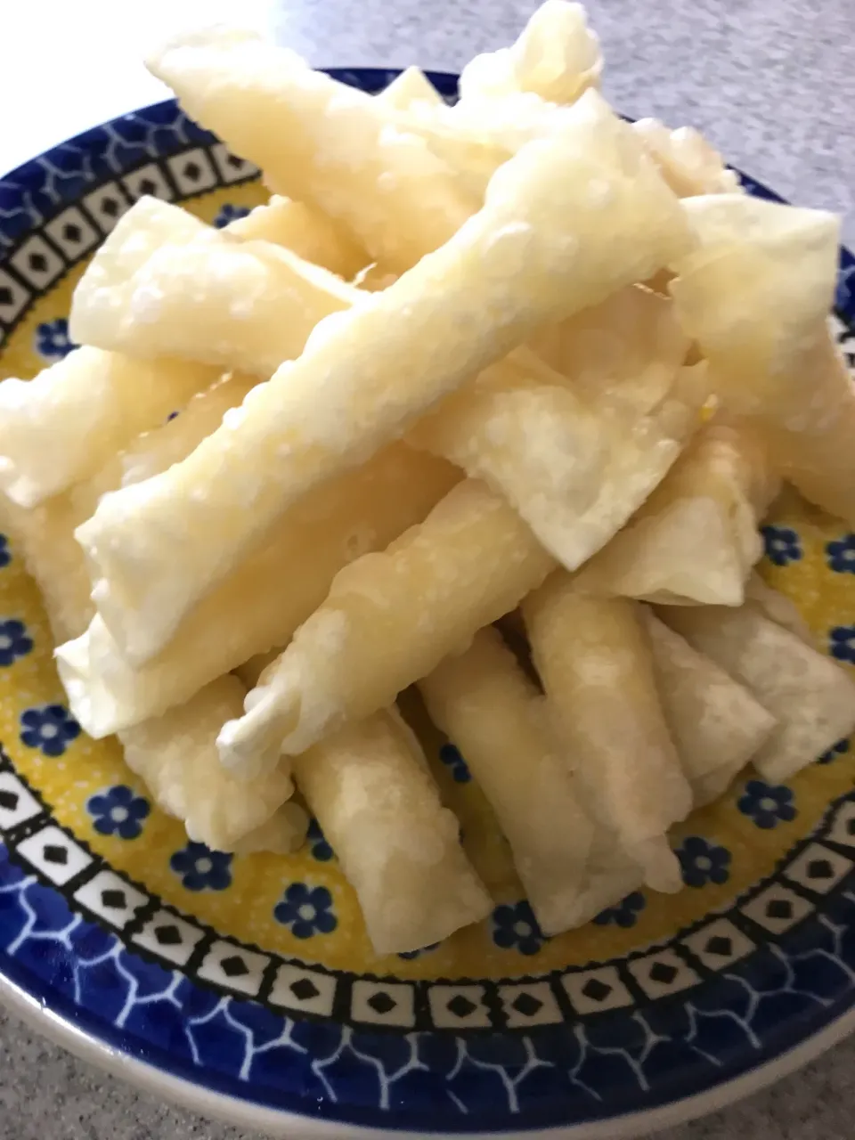 餃子の皮でチーズ揚げ✨|てんてんさん