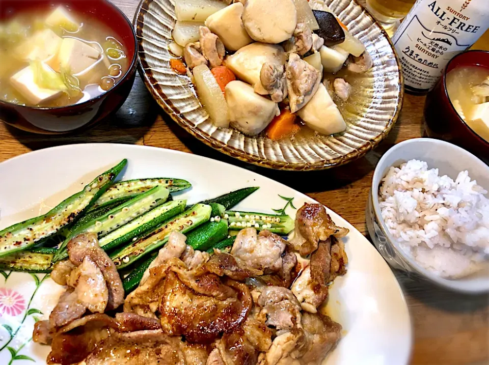 ノンアルの日の豚の生姜焼き                       鳥もも肉と里芋の煮っころがし|じゅんさんさん