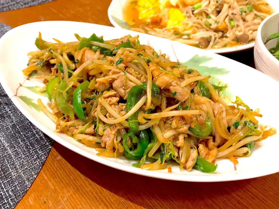 豚肉ともやしの甜麺醤炒め|とみぃさん