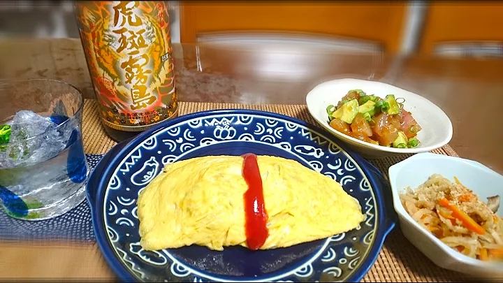 大豆のお肉と野菜のオムレツ✨
ハワイのローカルフード🌴
   マグロ🐟とアボカド🥑のポキ
切り干し大根の煮物   🍶|びせんさん