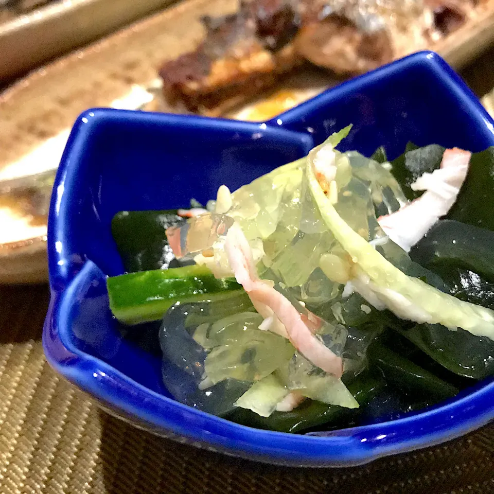 生ところてんでキュウリとわかめの酢の物🥒|mokoさん