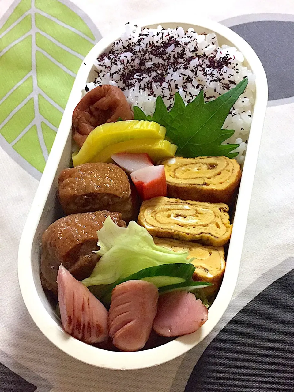 20191008姉弁当🍱茶色いのは豆腐の肉巻き、ソーセージは明太子ソーセージ。|hanakoさん