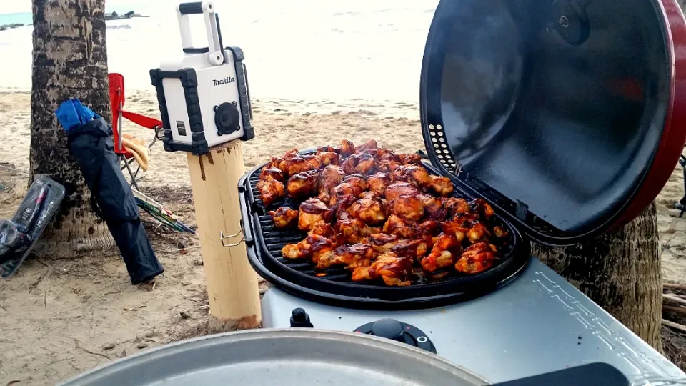 BBQ WINGS|Frank Ortizさん