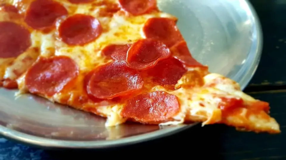 pepperoni pizza|steven z.y.さん