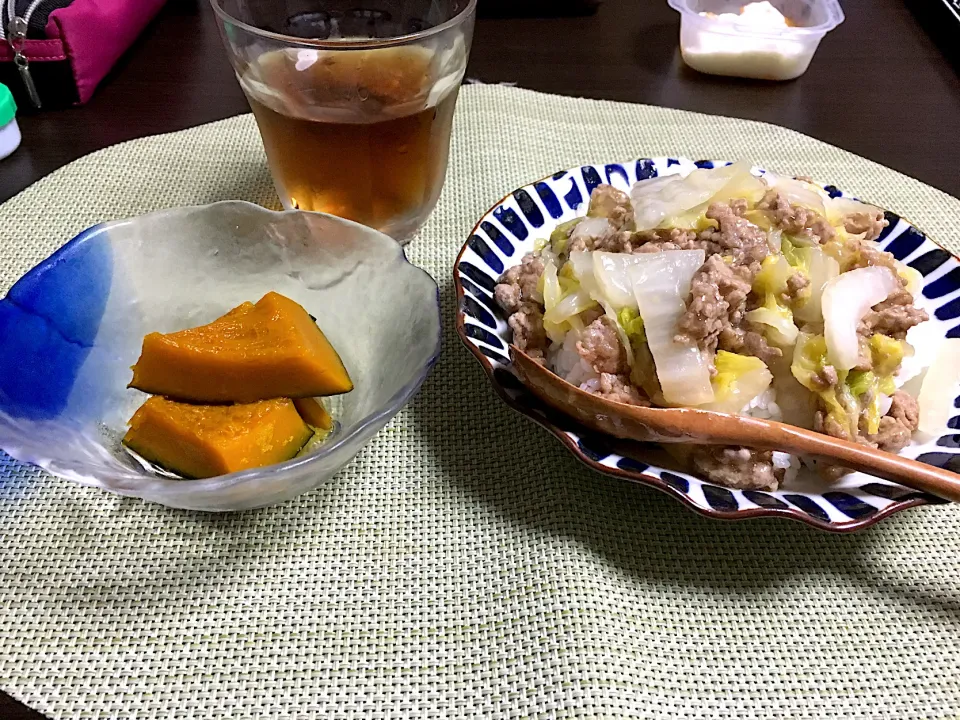 白菜とひき肉のあんかけ丼、かぼちゃ煮|ちぐあささん