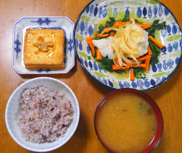 １０月４日　鱈とほうれん草の温サラダ　厚揚げ　お味噌汁|いもこ。さん