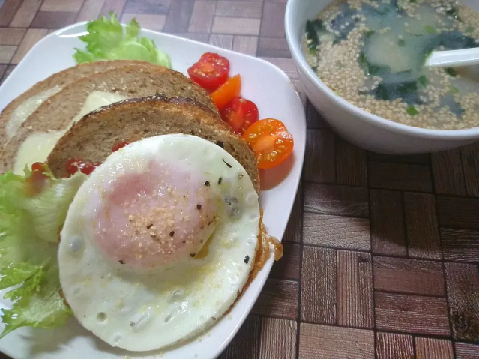 ロッゲンミッシェプロートdeブランチ🍴|fumiさん