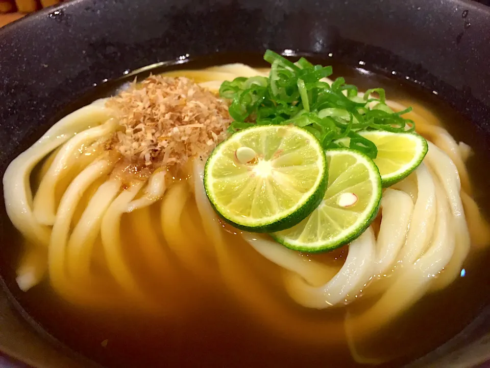 今日の昼ごはんのすだち冷やかけうどん|にゃあ（芸名）さん