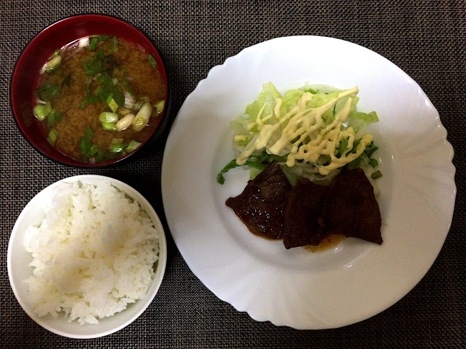 牛肉バラ焼肉(ハーフ)ご飯|ばーさんさん