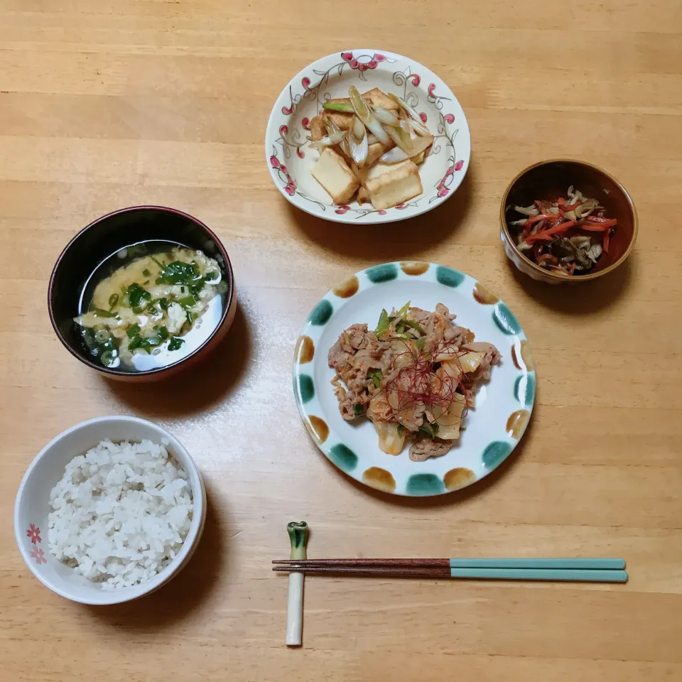 豚キムチ                                                                   厚揚げ豆腐と白ねぎの甘辛炒め                              舞茸のきんぴら|ちゃみこさん