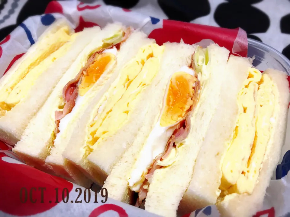 Snapdishの料理写真:だし巻き卵サンド🥪ベーコンエッグサンド🥪BENTO🍱|BOSS.あーちゃんさん