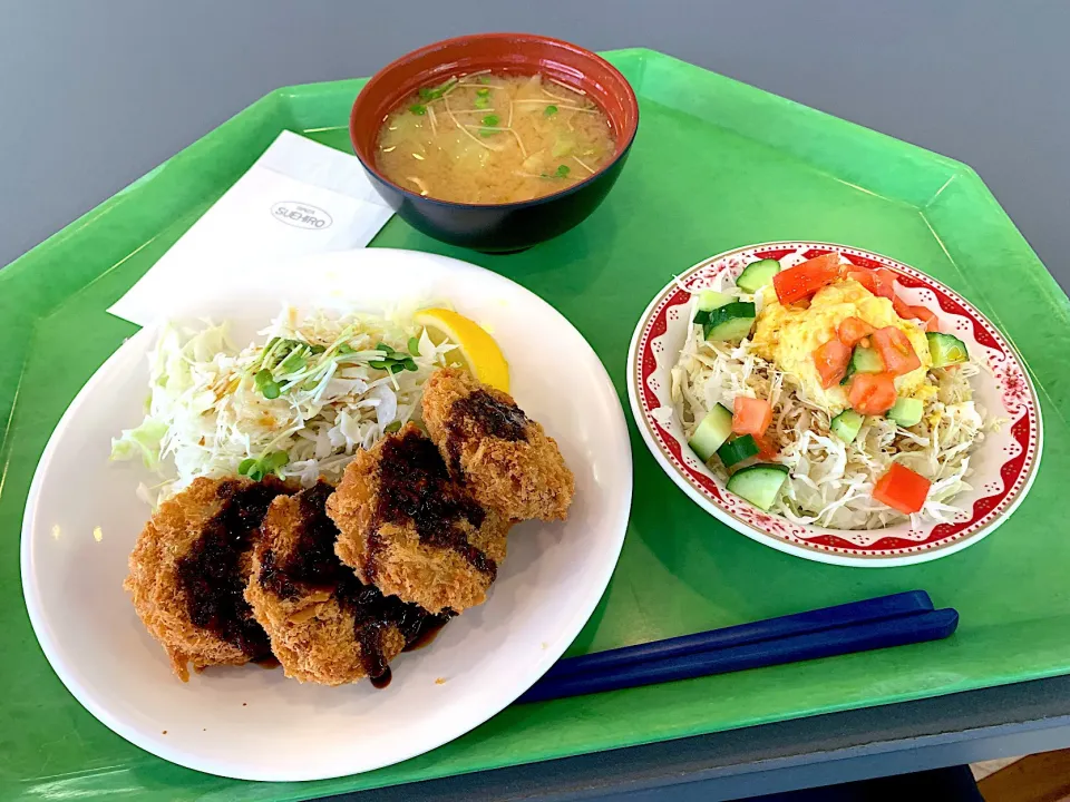 一口ヒレカツ、カレーポテトサラダ、味噌汁|Tadahiko Watanabeさん