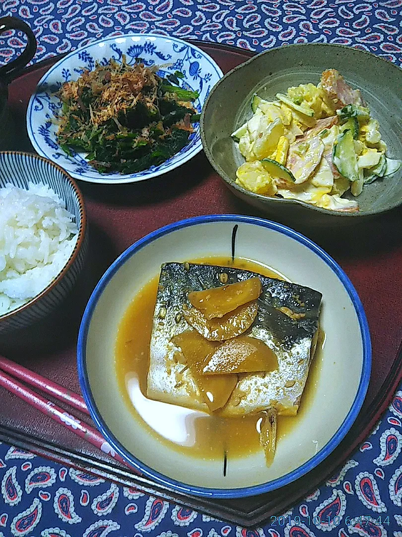 よねばーばの朝ごはん
鯖の味噌煮、生姜を効かせて
ポテトサラダ
ほうれん草の鰹節お浸し
ご飯、コーヒー、|yoneばーばさん